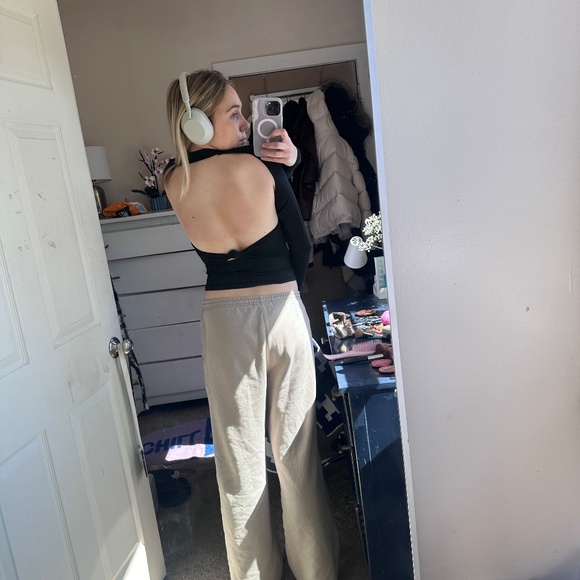 Princess polly long sleeve black shirt with cutouts - Picture 3 of 3